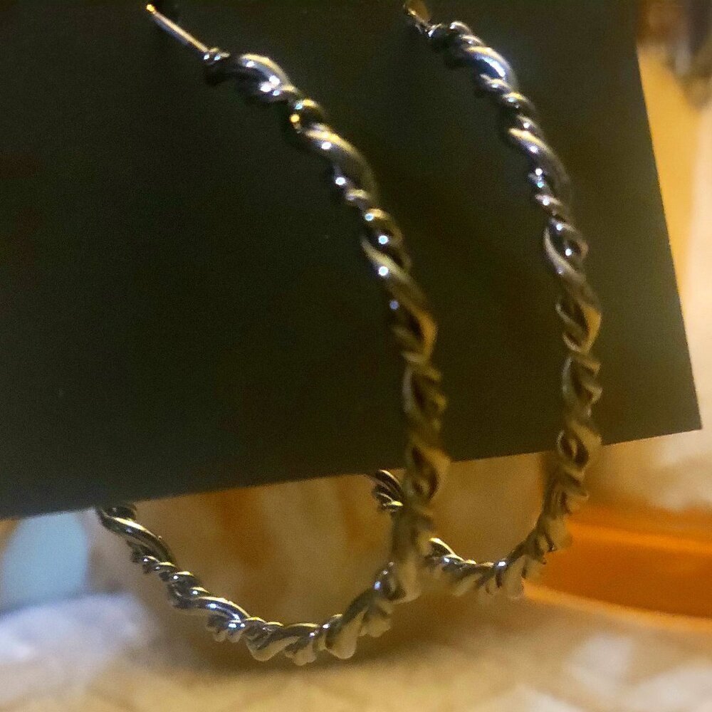2" Diameter Twisted Dark Metal Hoops